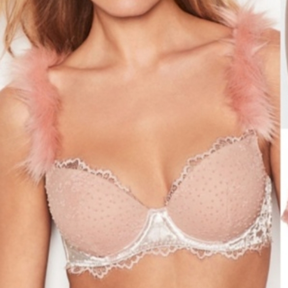 Victoria's Secret Dream Angels Faux Fur Demi Bra Size 38C
